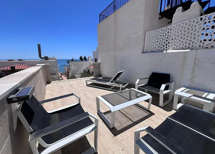 Pirata Sea Front Hébergement de vacances *