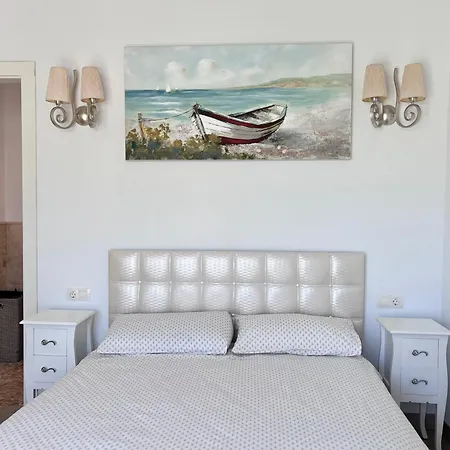 Pirata Sea Front Semesterbostad