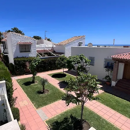 Holiday home Pirata Sea Front