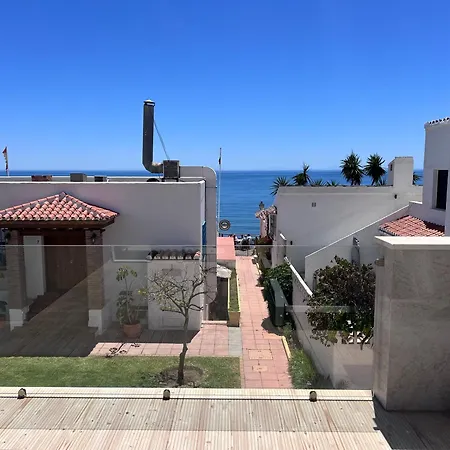 Semesterbostad Pirata Sea Front Estepona