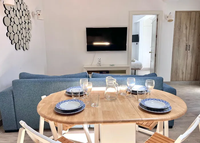 Pirata Sea Front * Estepona